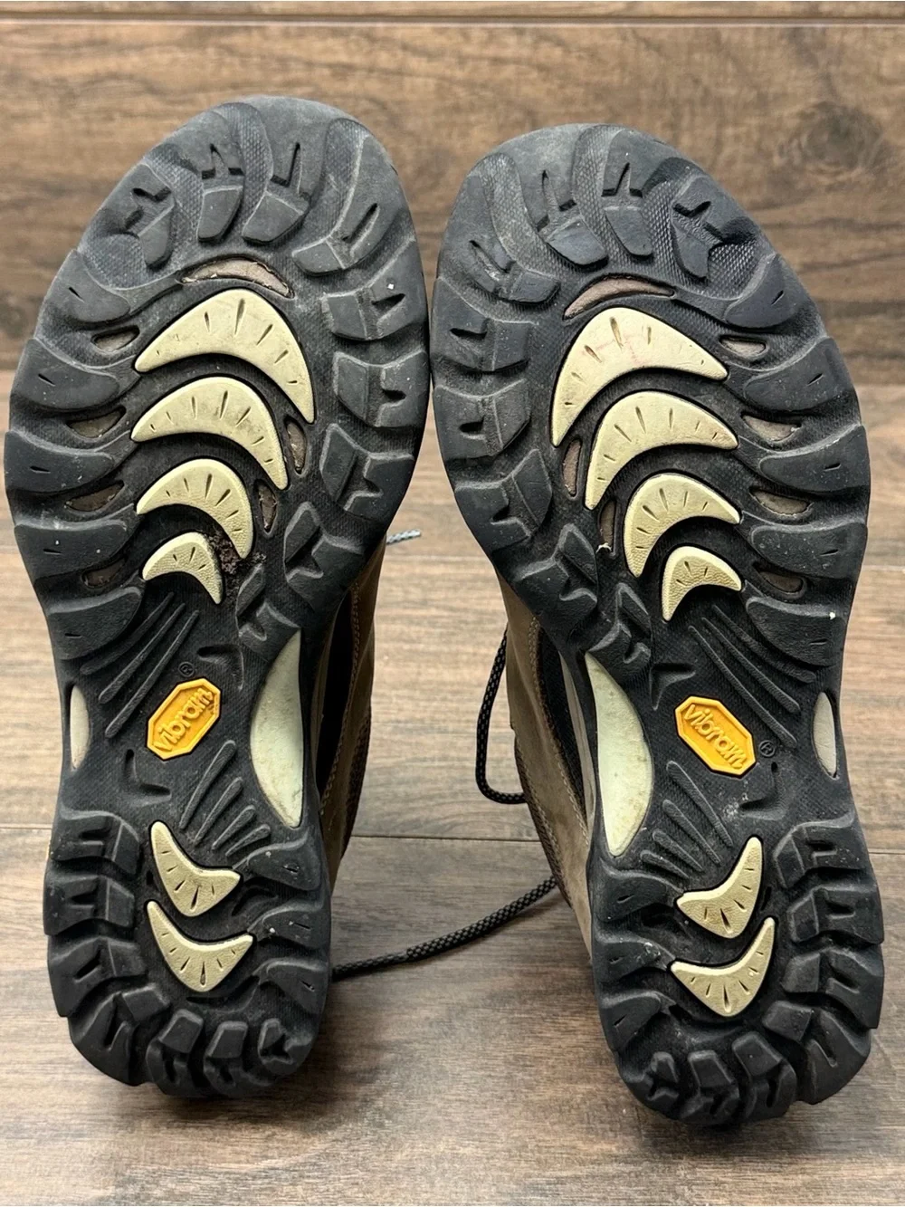 Ahnu Shoes Womens 10 Montara II eVent Tan Waterproof Hiking Outdoor